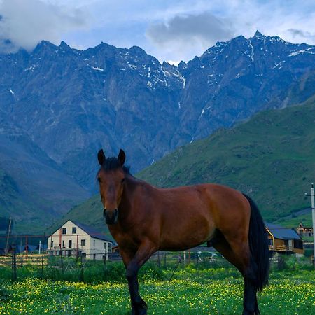 Savalley Kazbegi Екстериор снимка